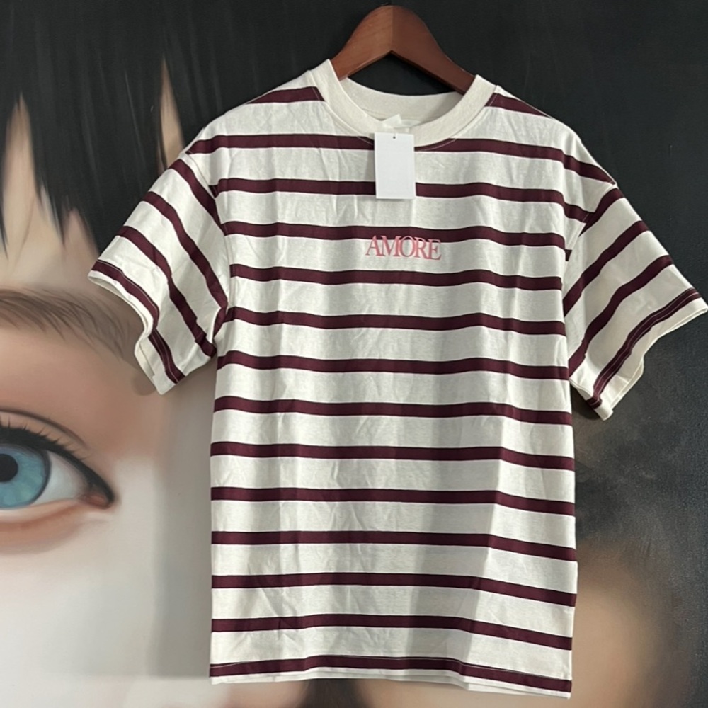 AMORE Striped Tee - Picture 10 of 11